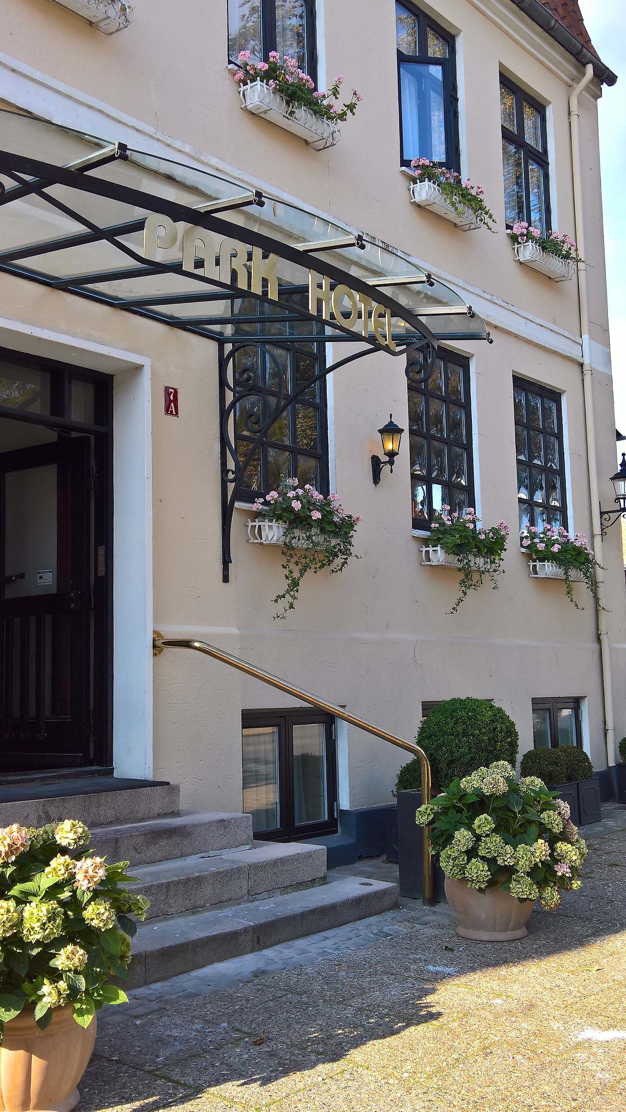 Park Hotel & Vinbar Фредериксхавн Екстериор снимка