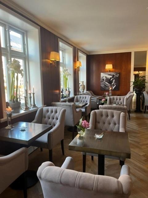 Park Hotel & Vinbar Фредериксхавн Екстериор снимка
