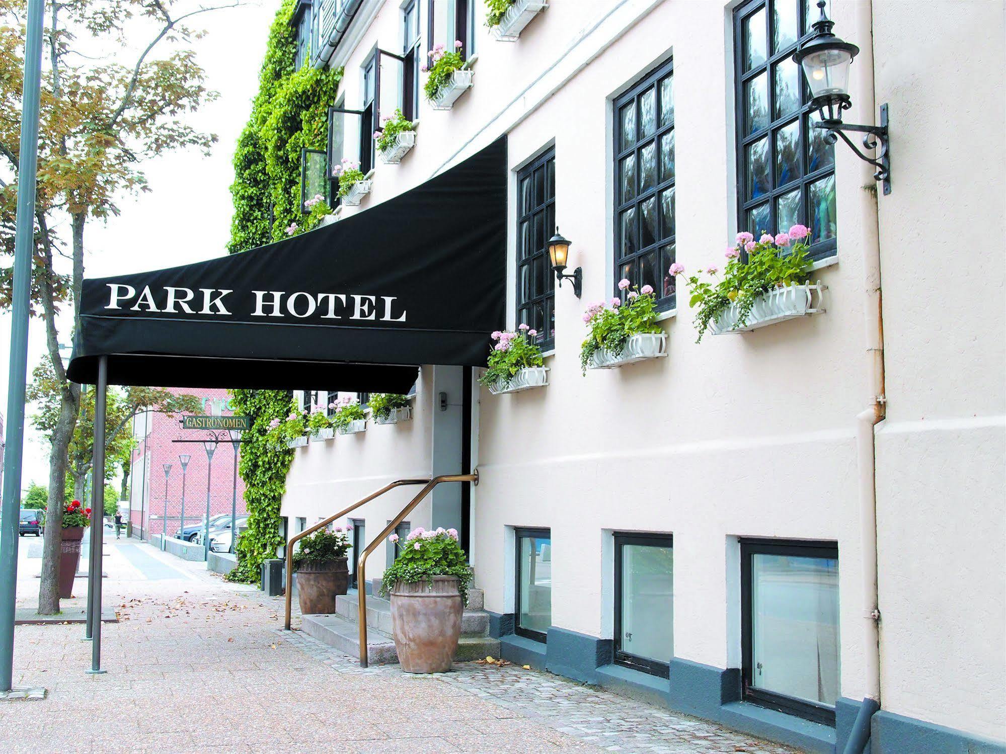 Park Hotel & Vinbar Фредериксхавн Екстериор снимка